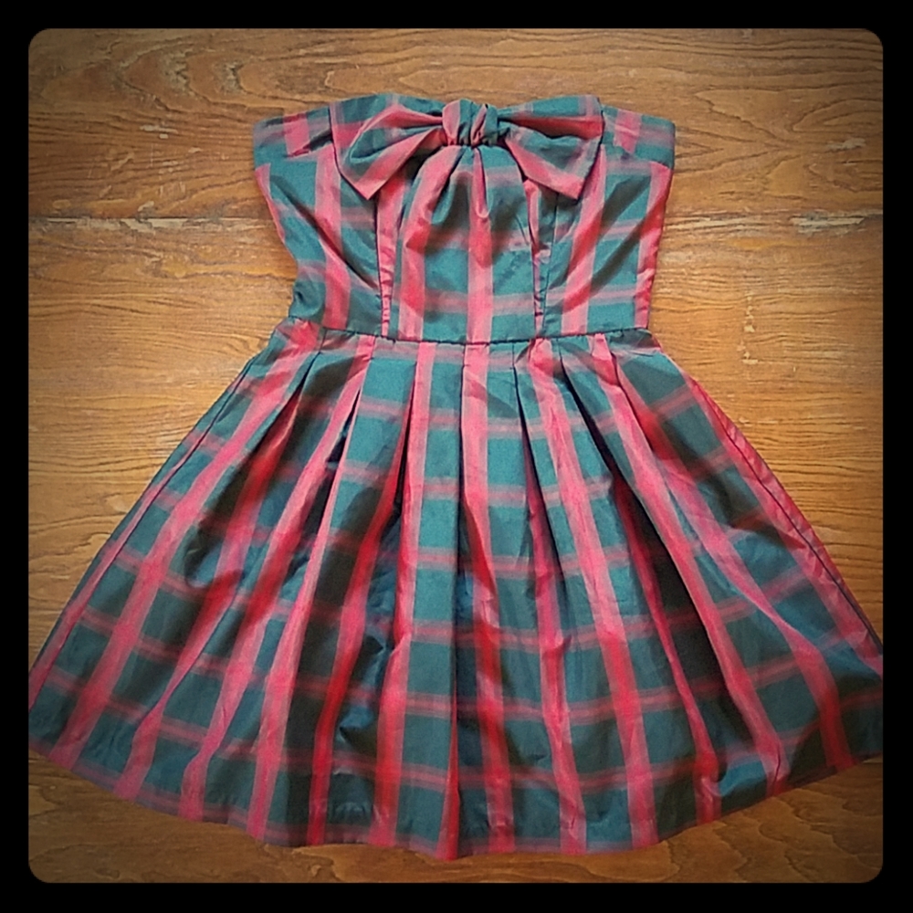 Retro Doll Strapless Red and Black Plaid Dress
